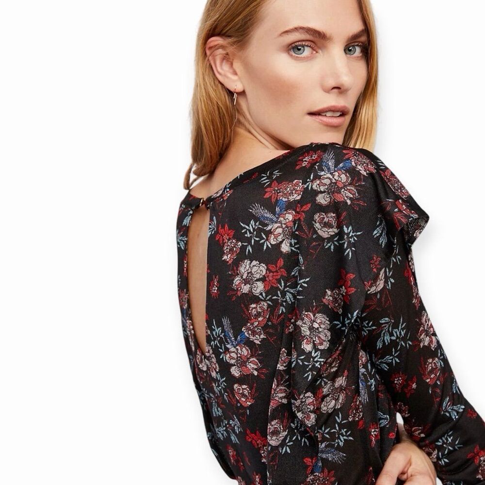 Free People XS Black Floral 3/4 Sleeve Keyhole Back Relaxed Boho Top